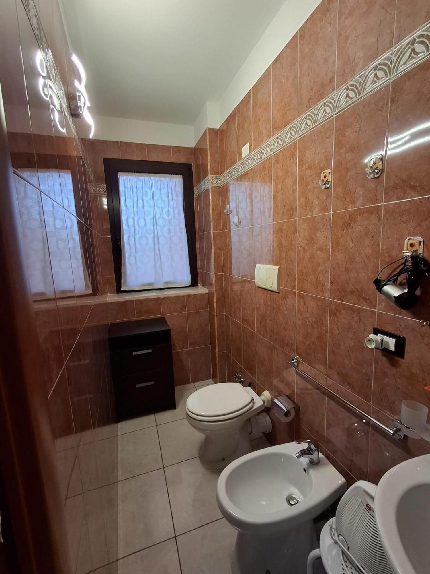 B&B La Ninfa Del Lago ليزينا المظهر الخارجي الصورة