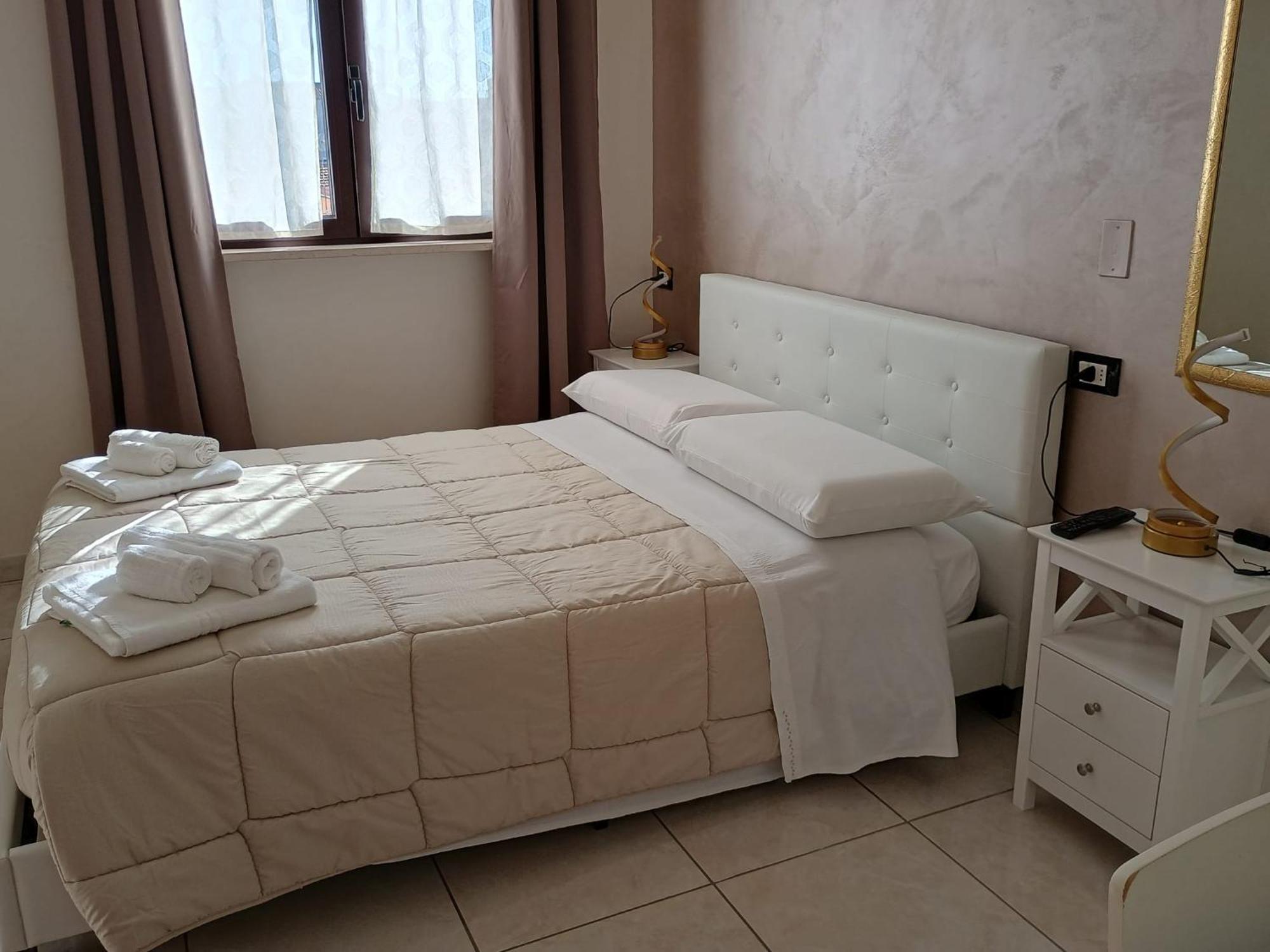 B&B La Ninfa Del Lago ليزينا المظهر الخارجي الصورة