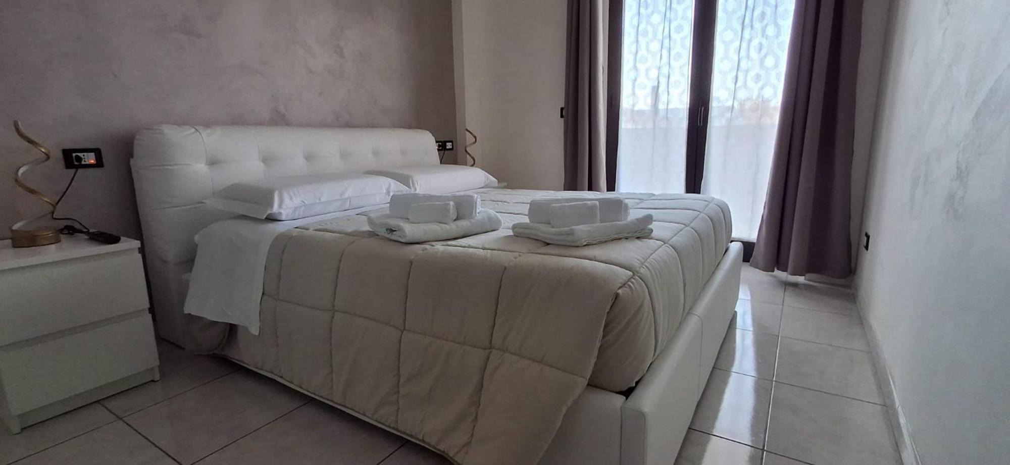 B&B La Ninfa Del Lago ليزينا المظهر الخارجي الصورة