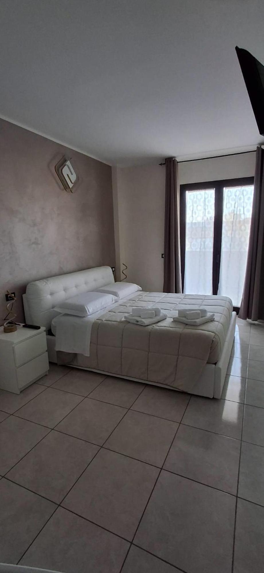 B&B La Ninfa Del Lago ليزينا المظهر الخارجي الصورة